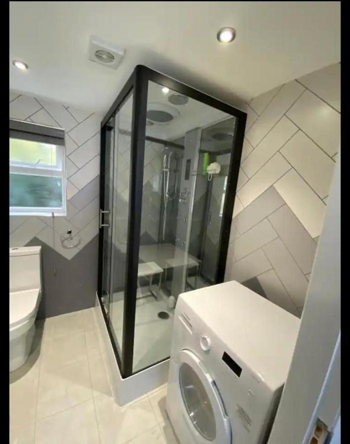 Man Studio - Stereoshower Freeparking 5Min-Metro Манчестер Экстерьер фото